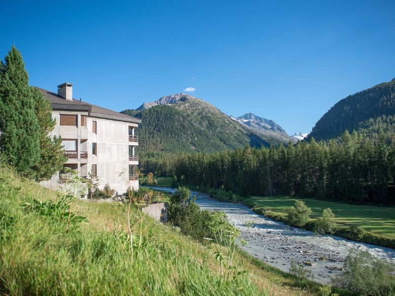 23677907-Ferienwohnung-2-Pontresina-800x600-0