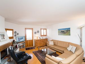 5433548-Ferienwohnung-6-Pontresina-300x225-4