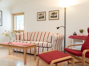 23530282-Ferienwohnung-2-Pontresina-300x225-1