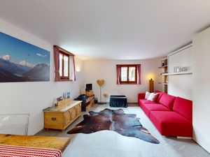 24018522-Ferienwohnung-2-Pontresina-300x225-0