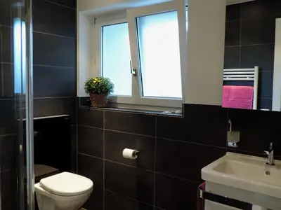 DU/WC