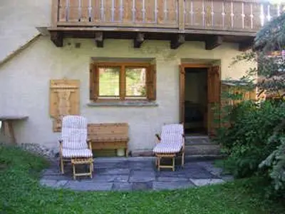 Bild 3 Sitzplatz Waldseite