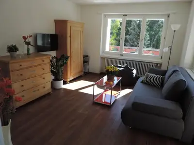 Wohnzimmer von der Küche aus