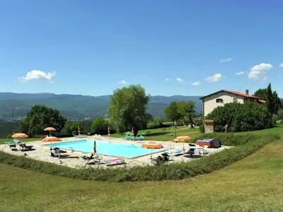 PoolOfHouse