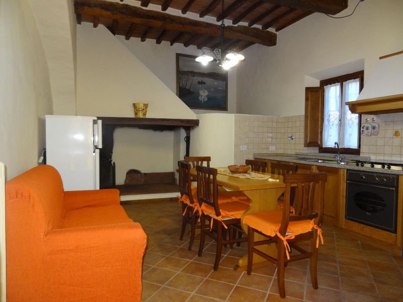 22438297-Ferienwohnung-5-Porciano-800x600-2