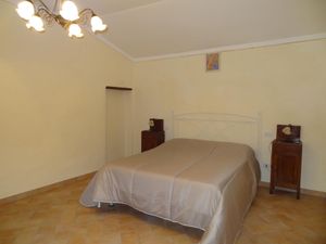 22438297-Ferienwohnung-5-Porciano-300x225-5