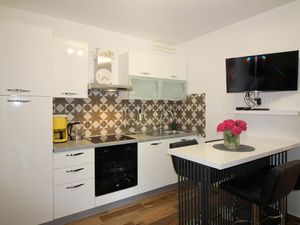 Ferienwohnung für 5 Personen (46 m²) in Poreč