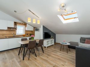 Ferienwohnung für 4 Personen (55 m²) in Poreč