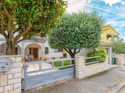 Ferienwohnung für 2 Personen (25 m²) in Poreč 1/10