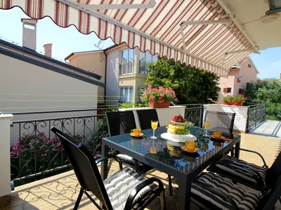 Ferienwohnung für 5 Personen (100 m²) in Poreč 1/10