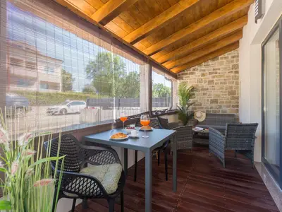 Ferienwohnung für 2 Personen (45 m²) in Poreč 1/10