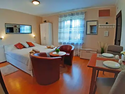 Ferienwohnung für 2 Personen (25 m²) in Poreč 1/10