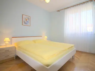 Schlafzimmer1