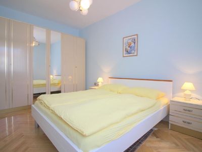 Schlafzimmer1