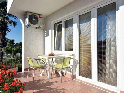 Ferienwohnung für 4 Personen (40 m²) in Poreč 2/10