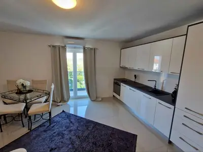 Ferienwohnung für 4 Personen (53 m²) in Poreč 1/10