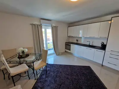 Ferienwohnung für 4 Personen (55 m²) in Poreč 10/10