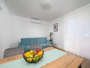 Ferienwohnung für 4 Personen (60 m²) in Poreč