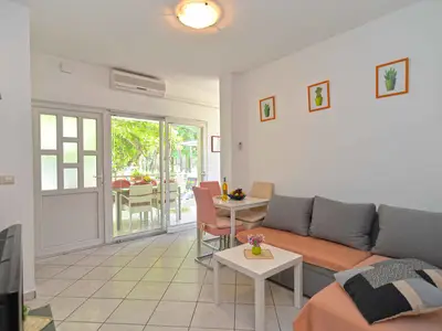 Ferienwohnung für 2 Personen (35 m²) in Poreč 1/10
