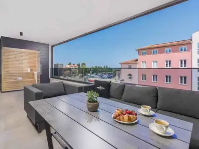 Ferienwohnung für 4 Personen (82 m²) in Poreč 1/10