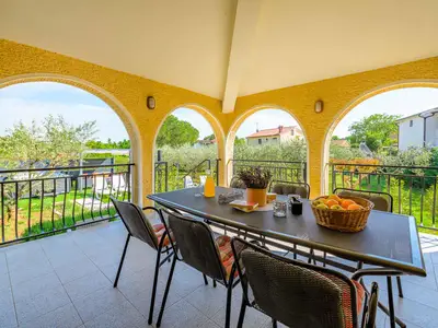 Ferienwohnung für 5 Personen (150 m²) in Poreč 4/10