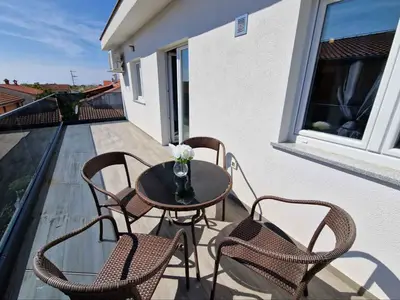 Ferienwohnung für 4 Personen (55 m²) in Poreč 1/10