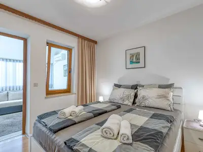 Ferienwohnung für 4 Personen (70 m²) in Poreč 1/10