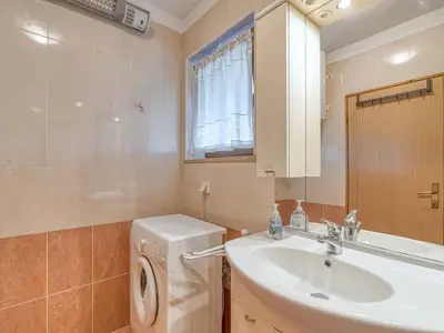 Ferienwohnung für 4 Personen (70 m²) in Poreč 9/10