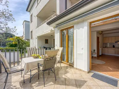 Ferienwohnung für 5 Personen (58 m²) in Poreč 1/10