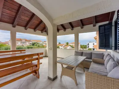 Ferienwohnung für 6 Personen (98 m²) in Poreč 1/10
