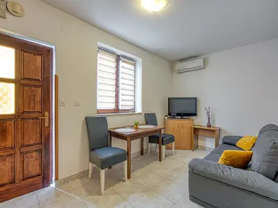 Ferienwohnung für 2 Personen (30 m²) in Poreč 3/10