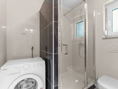 Ferienwohnung für 4 Personen (65 m²) in Poreč 9/10