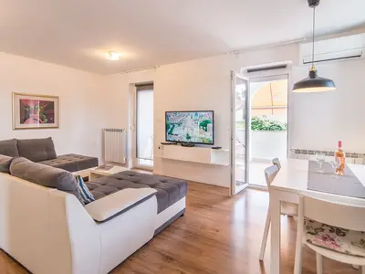 Ferienwohnung für 2 Personen (56 m²) in Poreč 5/10