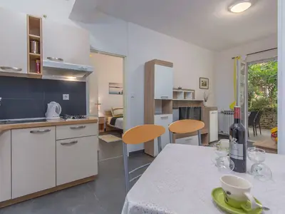 Ferienwohnung für 3 Personen (45 m²) in Poreč 6/10