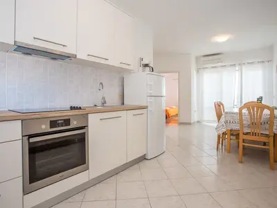 Ferienwohnung für 4 Personen (50 m²) in Poreč 2/10