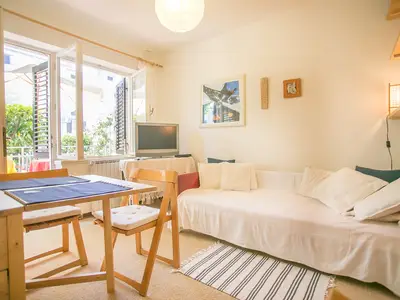 Ferienwohnung für 2 Personen (42 m²) in Poreč 1/10