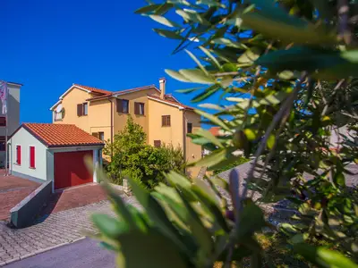 Ferienwohnung für 4 Personen (51 m²) in Poreč 1/10