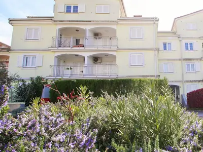 Ferienwohnung für 2 Personen (55 m²) in Poreč 1/10