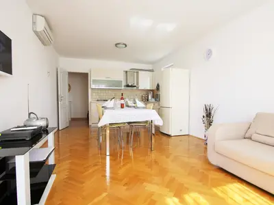 Ferienwohnung für 2 Personen (55 m²) in Poreč 6/10