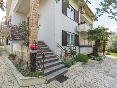 Ferienwohnung für 4 Personen (60 m²) in Poreč 1/10