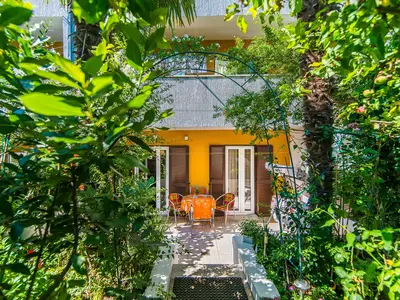 Ferienwohnung für 3 Personen (37 m²) in Poreč 1/10