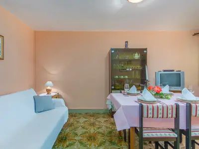 Ferienwohnung für 3 Personen (55 m²) in Poreč 8/10