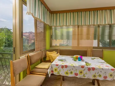 Ferienwohnung für 4 Personen (75 m²) in Poreč 1/10