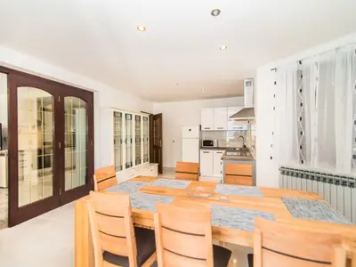 Ferienwohnung für 6 Personen (113 m²) in Poreč 6/10