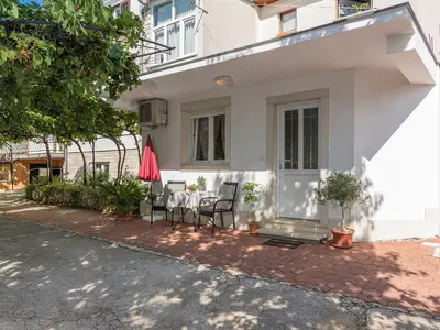 Ferienwohnung für 2 Personen (25 m²) in Poreč 1/10