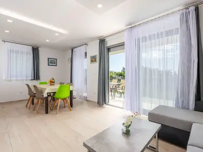Ferienwohnung für 4 Personen (70 m²) in Poreč 5/10