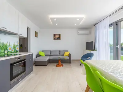 Ferienwohnung für 2 Personen (50 m²) in Poreč 10/10