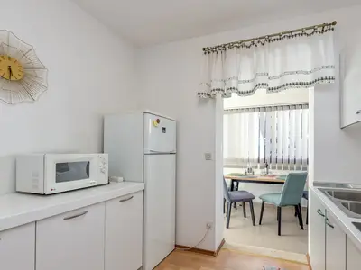 Ferienwohnung für 4 Personen (70 m²) in Poreč 4/10