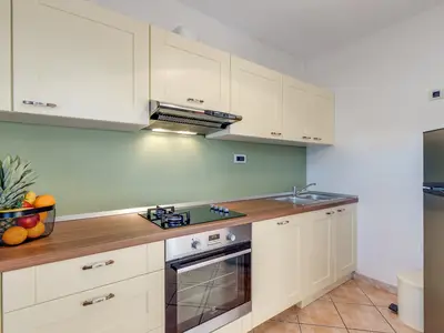 Ferienwohnung für 4 Personen (70 m²) in Dračevac 9/10