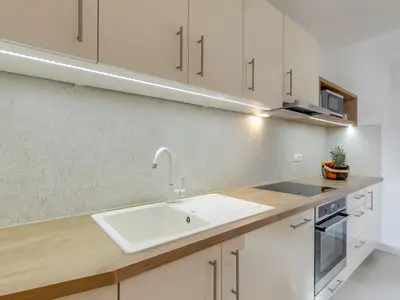 Ferienwohnung für 2 Personen (42 m²) in Dračevac 8/10